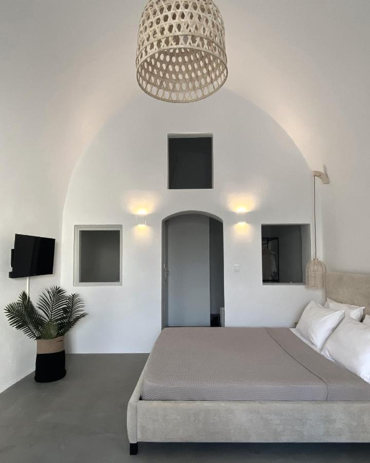 Arco Bianco Suites อาโกรตีรี ภายนอก รูปภาพ