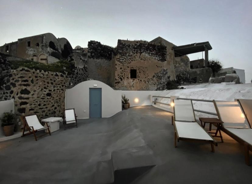 Arco Bianco Suites อาโกรตีรี ภายนอก รูปภาพ